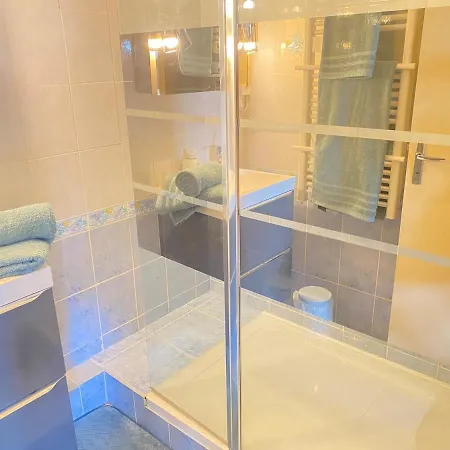 Vue Sur La Marina-6 Pers A Sur * 库尔瑟勒·苏尔·梅尔