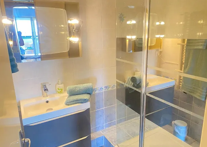 Apartment Vue Sur La Marina-6 Pers A Sur