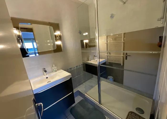 Apartment Vue Sur La Marina-6 Pers A Sur